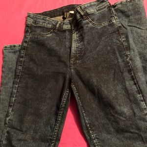 ❗️H&M❗️acid wash high waisted skinny jeans